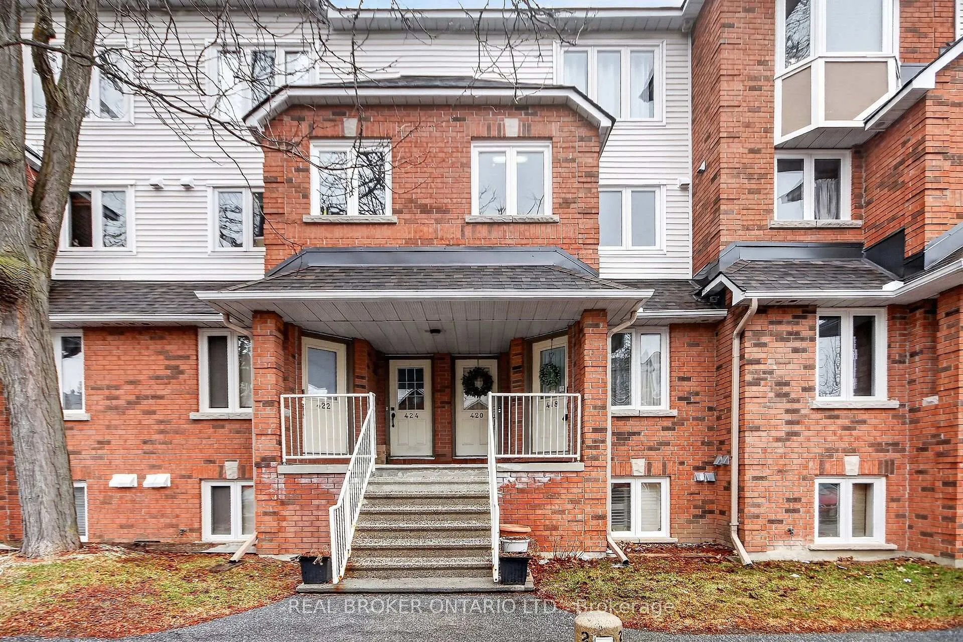 Photo 1 of 418 Briston Private, Ottawa, Hunt Club Park — HOMEH