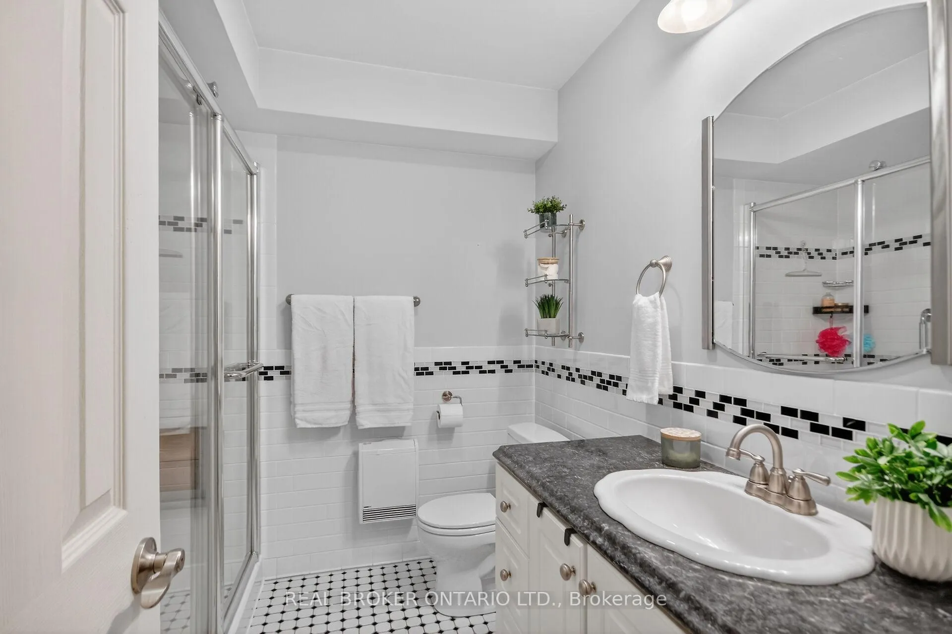 Photo 18 of 418 Briston Private, Ottawa, Hunt Club Park — HOMEH