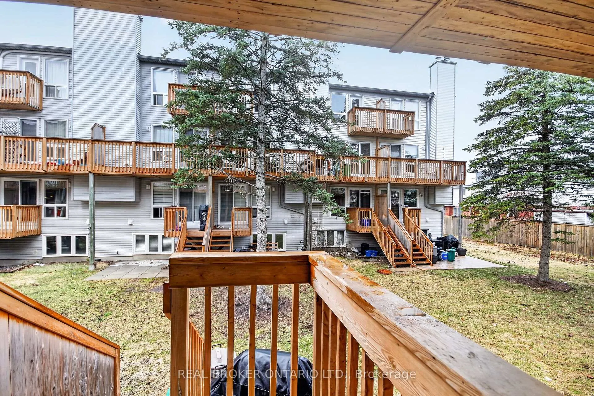 Photo 24 of 418 Briston Private, Ottawa, Hunt Club Park — HOMEH