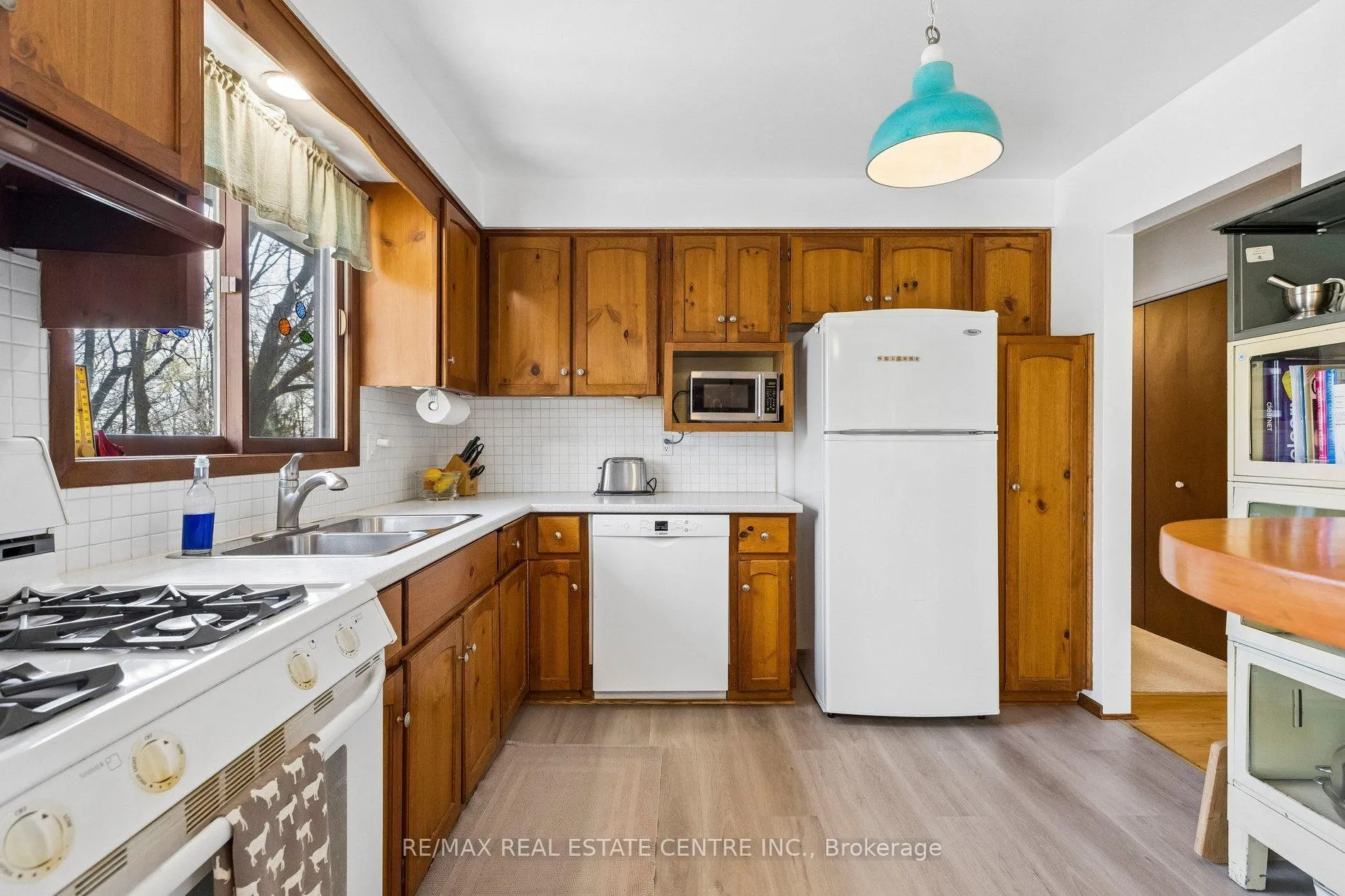 Photo 15 of 12 Shadybrook Crescent, Guelph, Kortright West — HOMEH