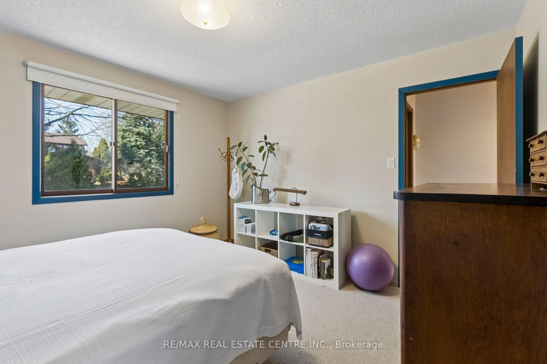 Photo 26 of 12 Shadybrook Crescent, Guelph, Kortright West — HOMEH