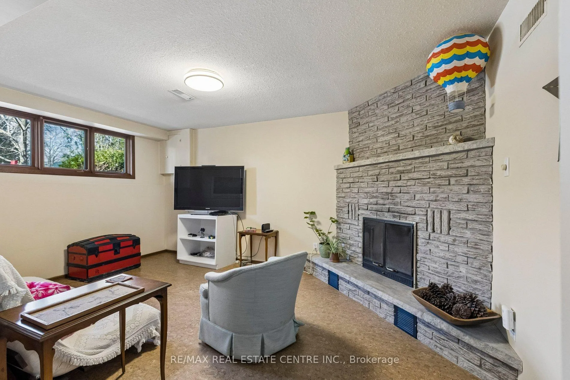 Photo 31 of 12 Shadybrook Crescent, Guelph, Kortright West — HOMEH