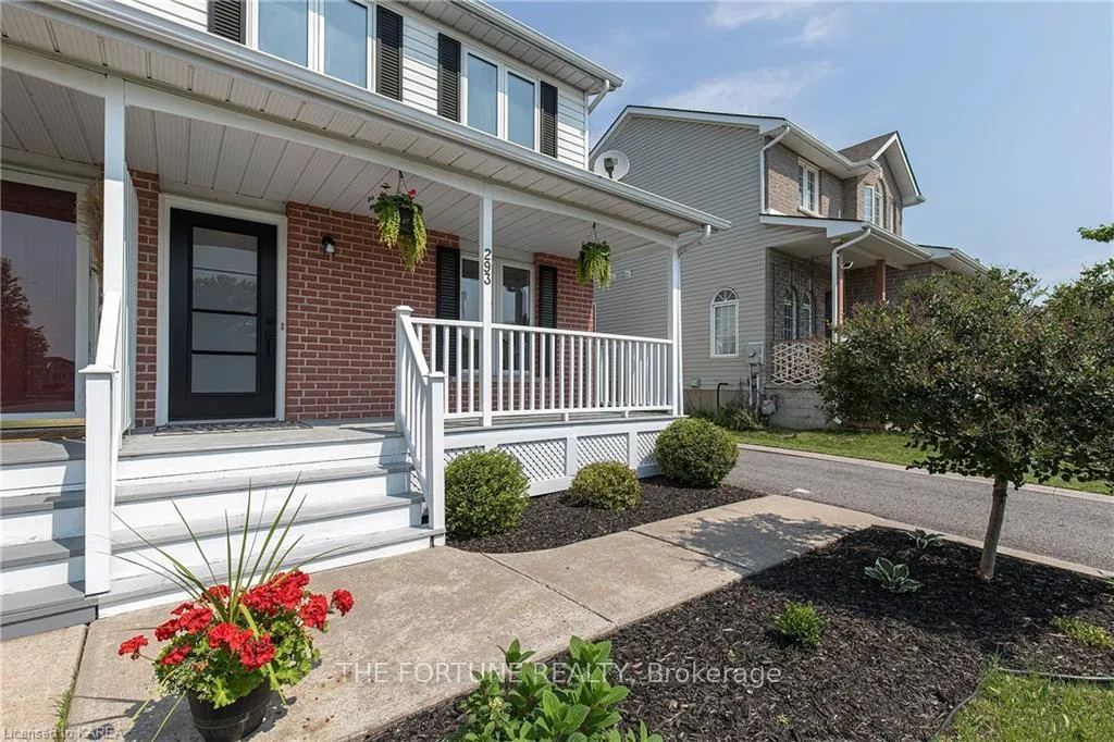 Photo 2 of 293 Grandtrunk Avenue E, Kingston, East Gardiners Rd — HOMEH