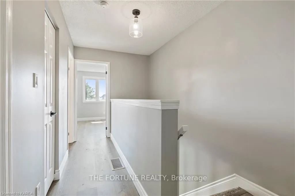 Photo 9 of 293 Grandtrunk Avenue E, Kingston, East Gardiners Rd — HOMEH