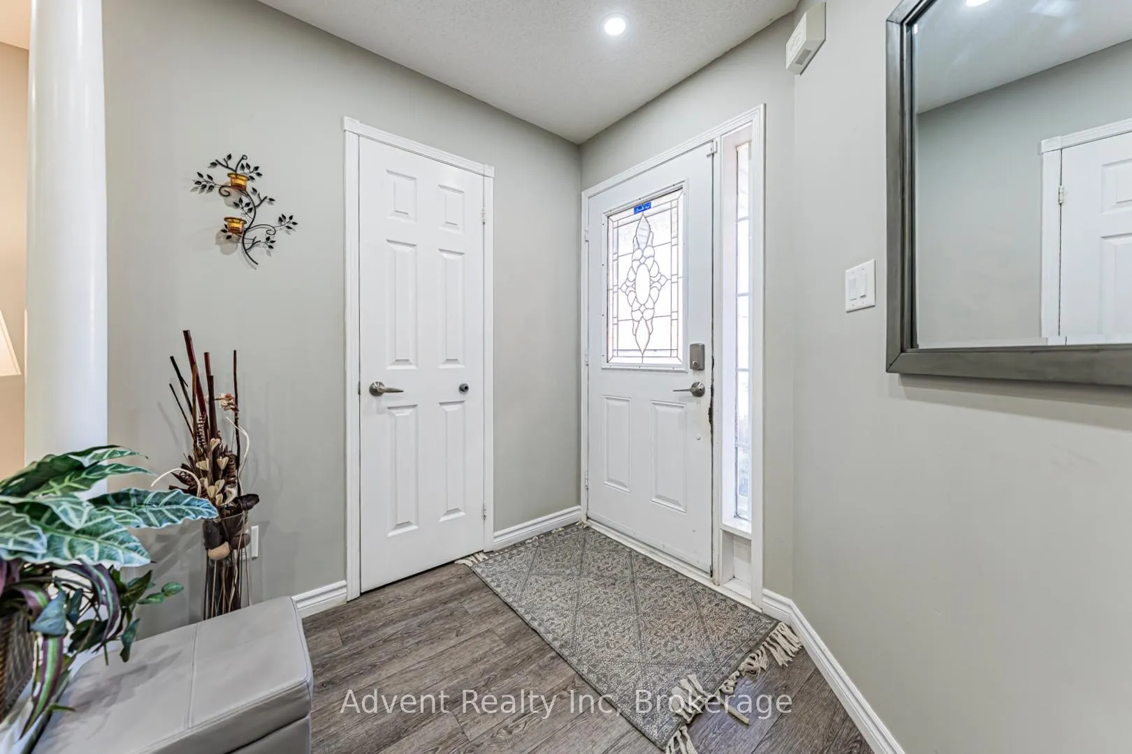 Photo 2 of 16 Hibbard Drive, Ajax, Central — HOMEH