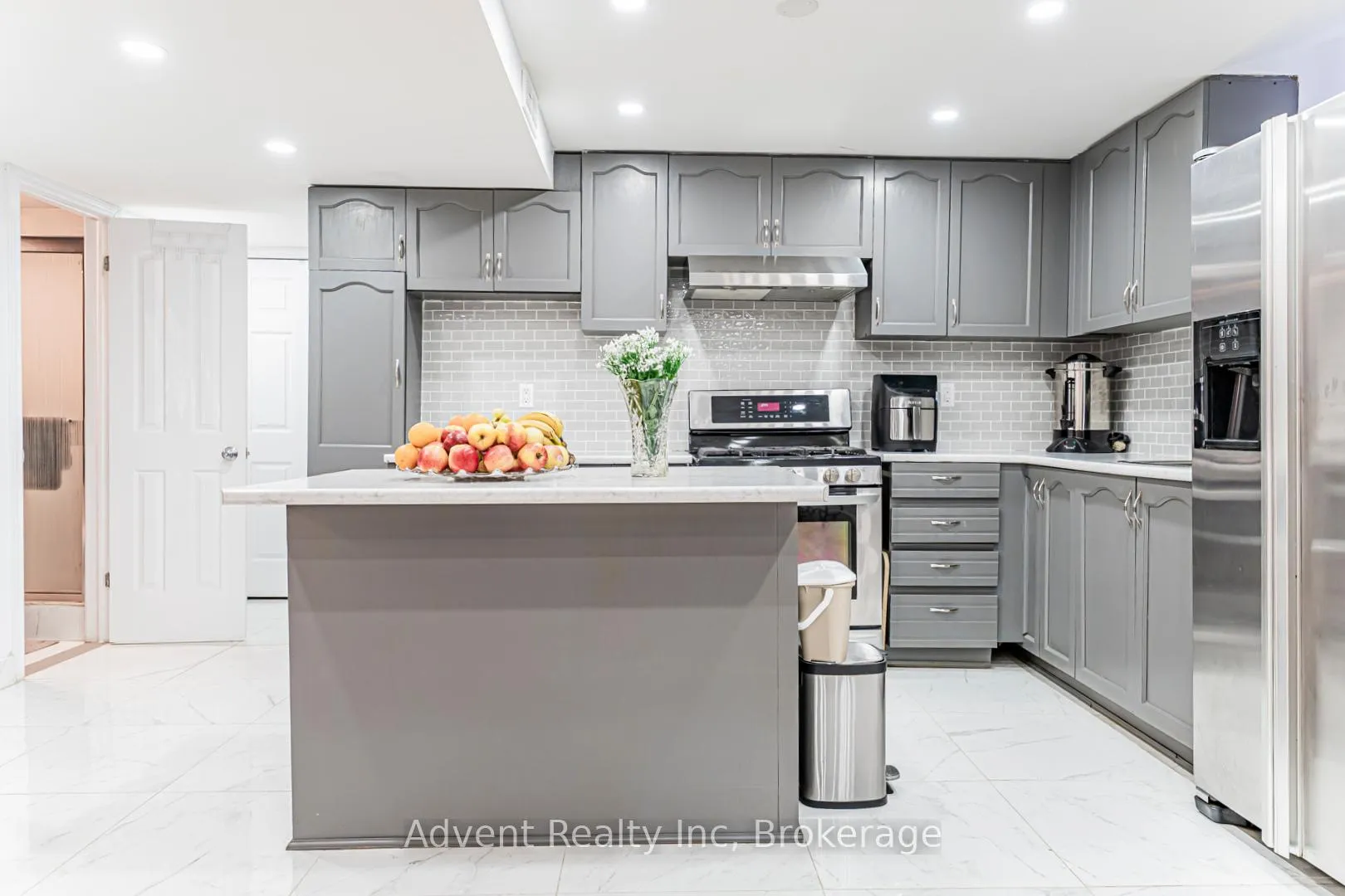 Photo 37 of 16 Hibbard Drive, Ajax, Central — HOMEH