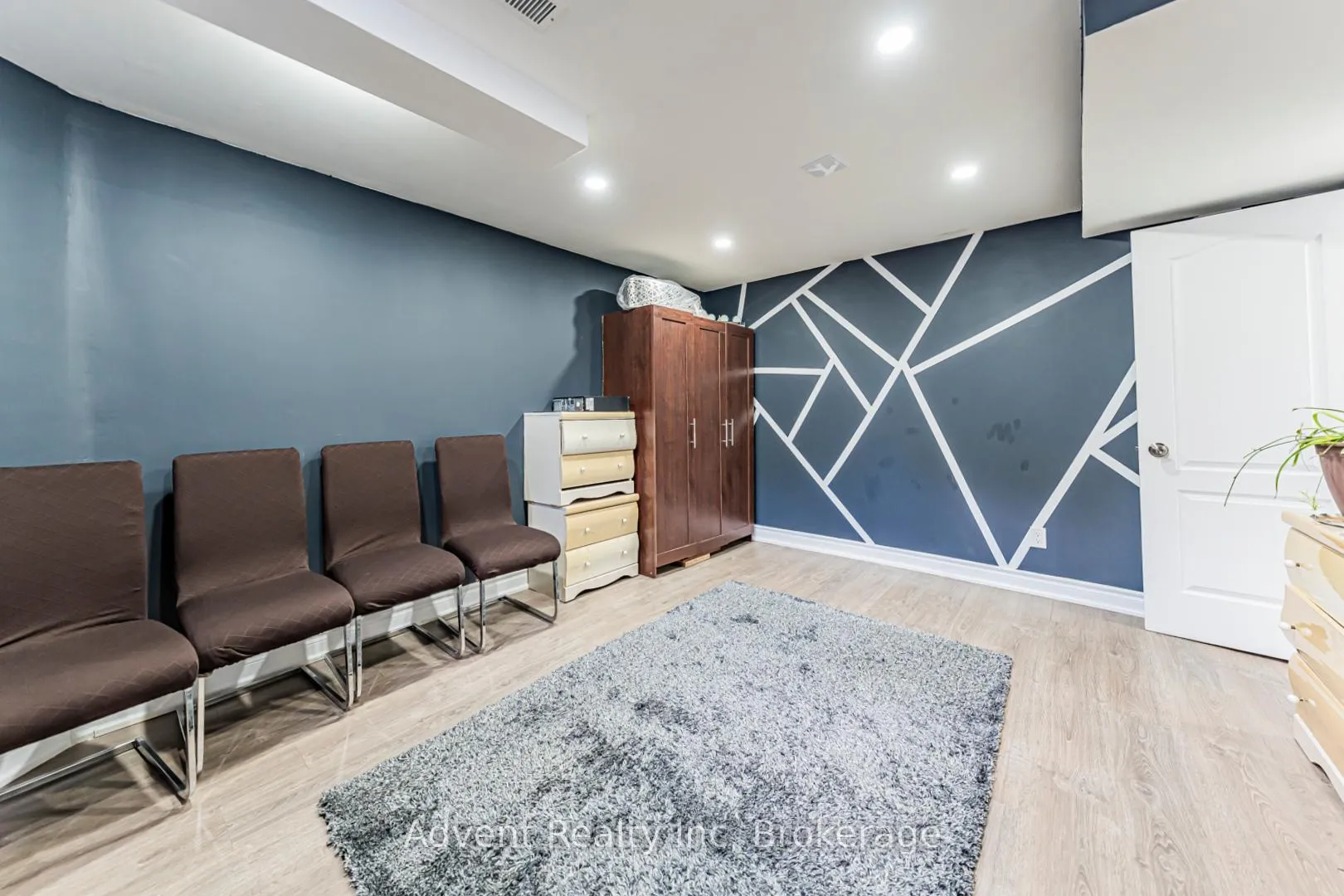 Photo 41 of 16 Hibbard Drive, Ajax, Central — HOMEH