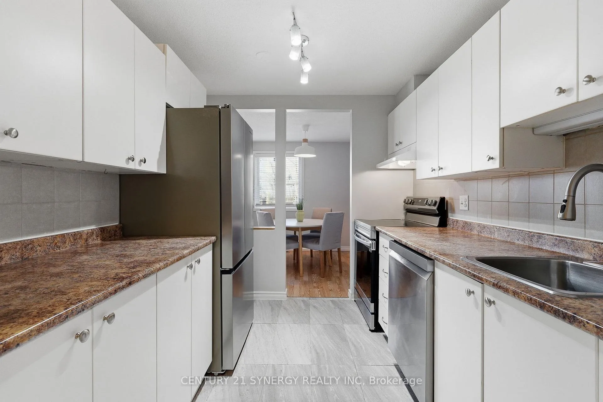 Photo 9 of 45 Tedwyn Drive, Ottawa, Barrhaven - Pheasant Run — HOMEH