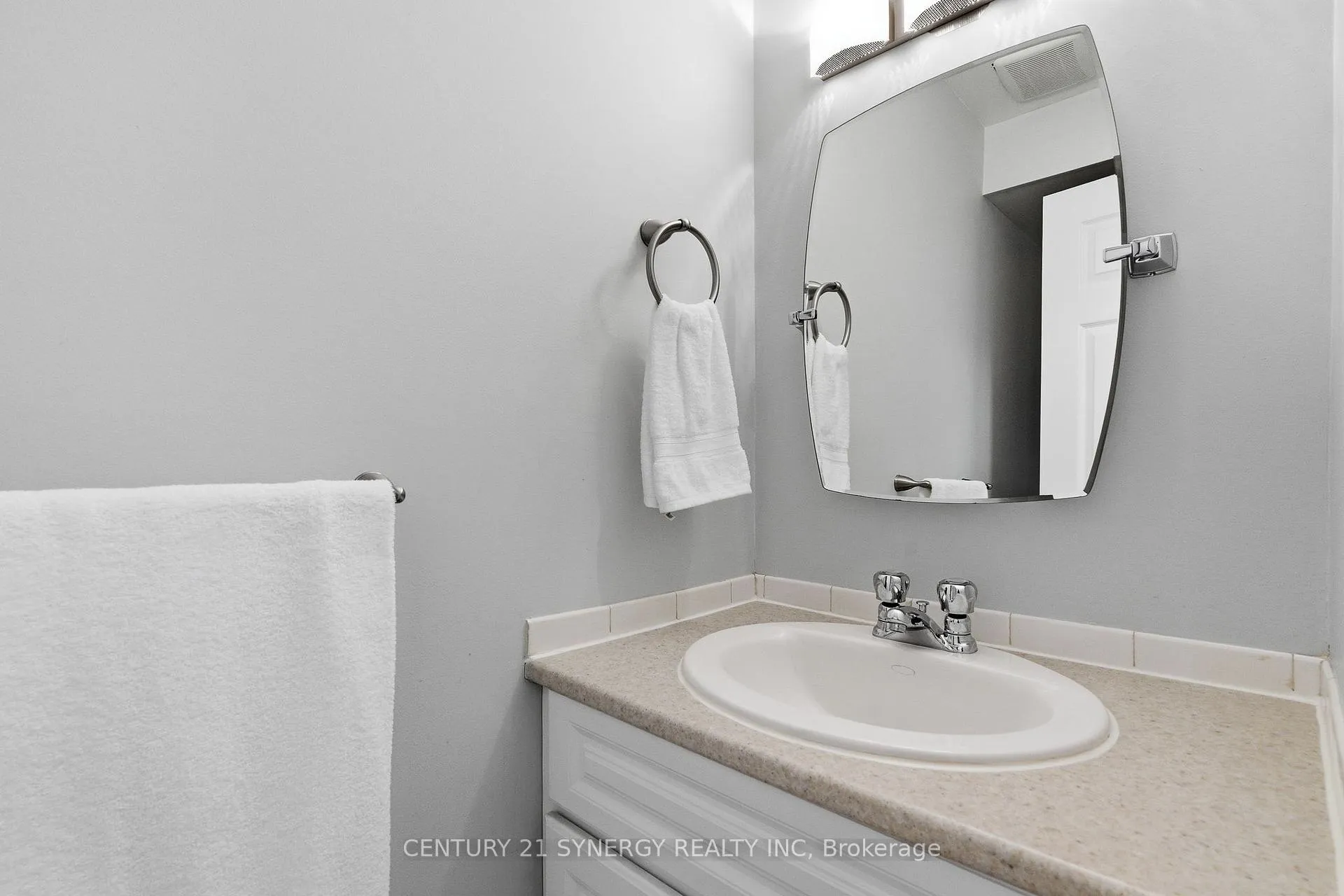 Photo 16 of 45 Tedwyn Drive, Ottawa, Barrhaven - Pheasant Run — HOMEH