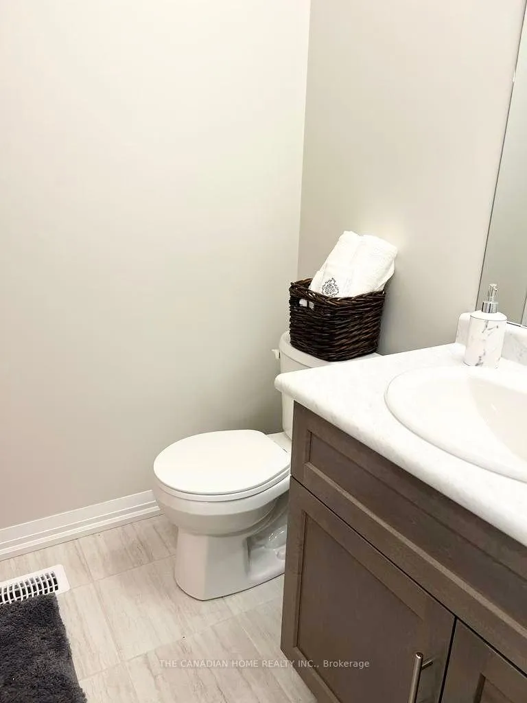 Photo 6 of 7356 Marvel Drive, Niagara Falls, Brown — HOMEH