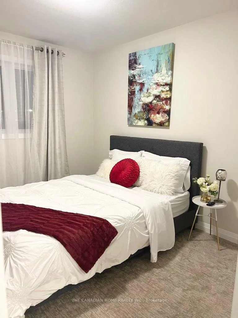 Photo 9 of 7356 Marvel Drive, Niagara Falls, Brown — HOMEH