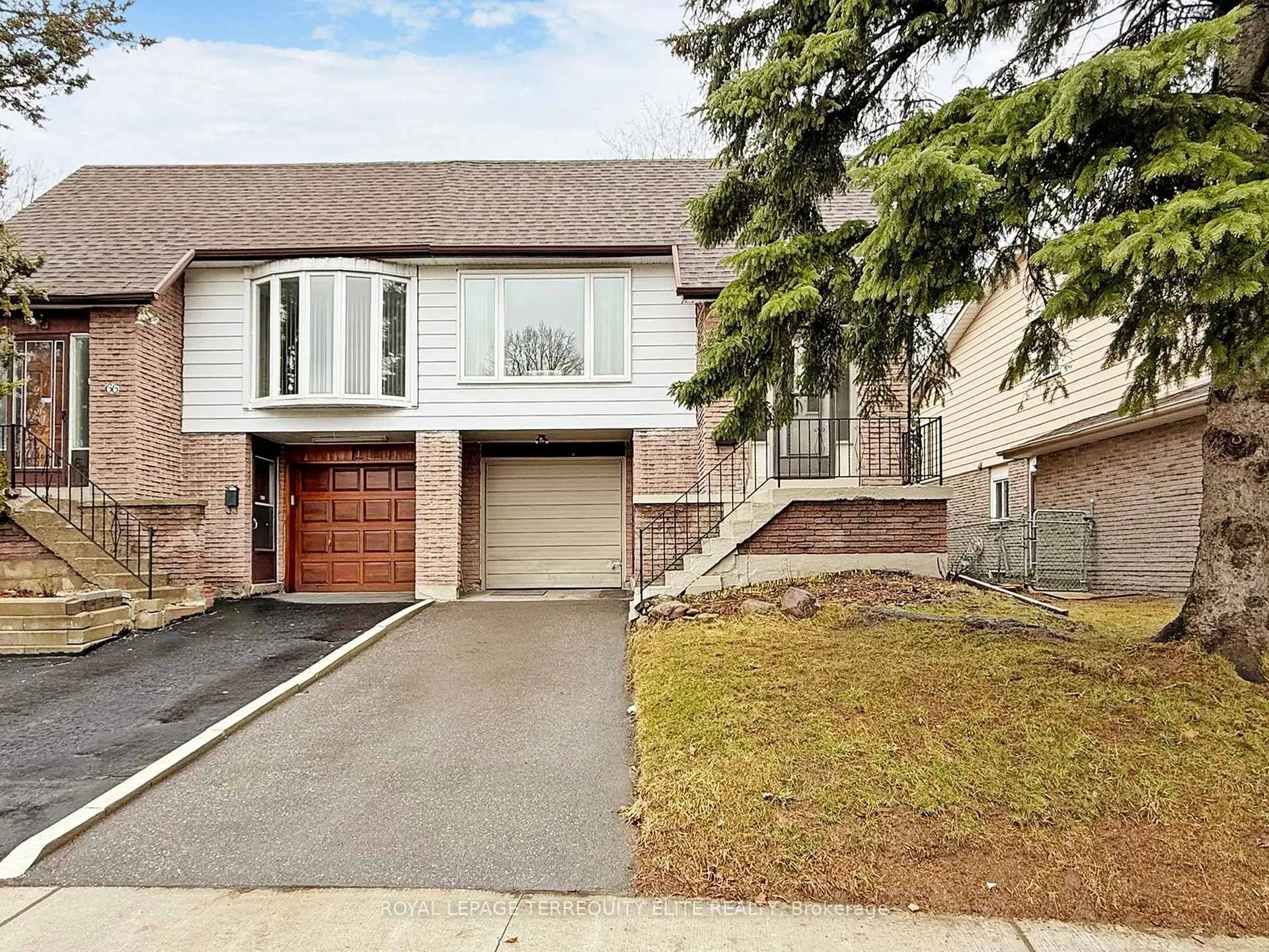 Photo 2 of 68 Ashridge Drive, Scarborough, Agincourt North — HOMEH
