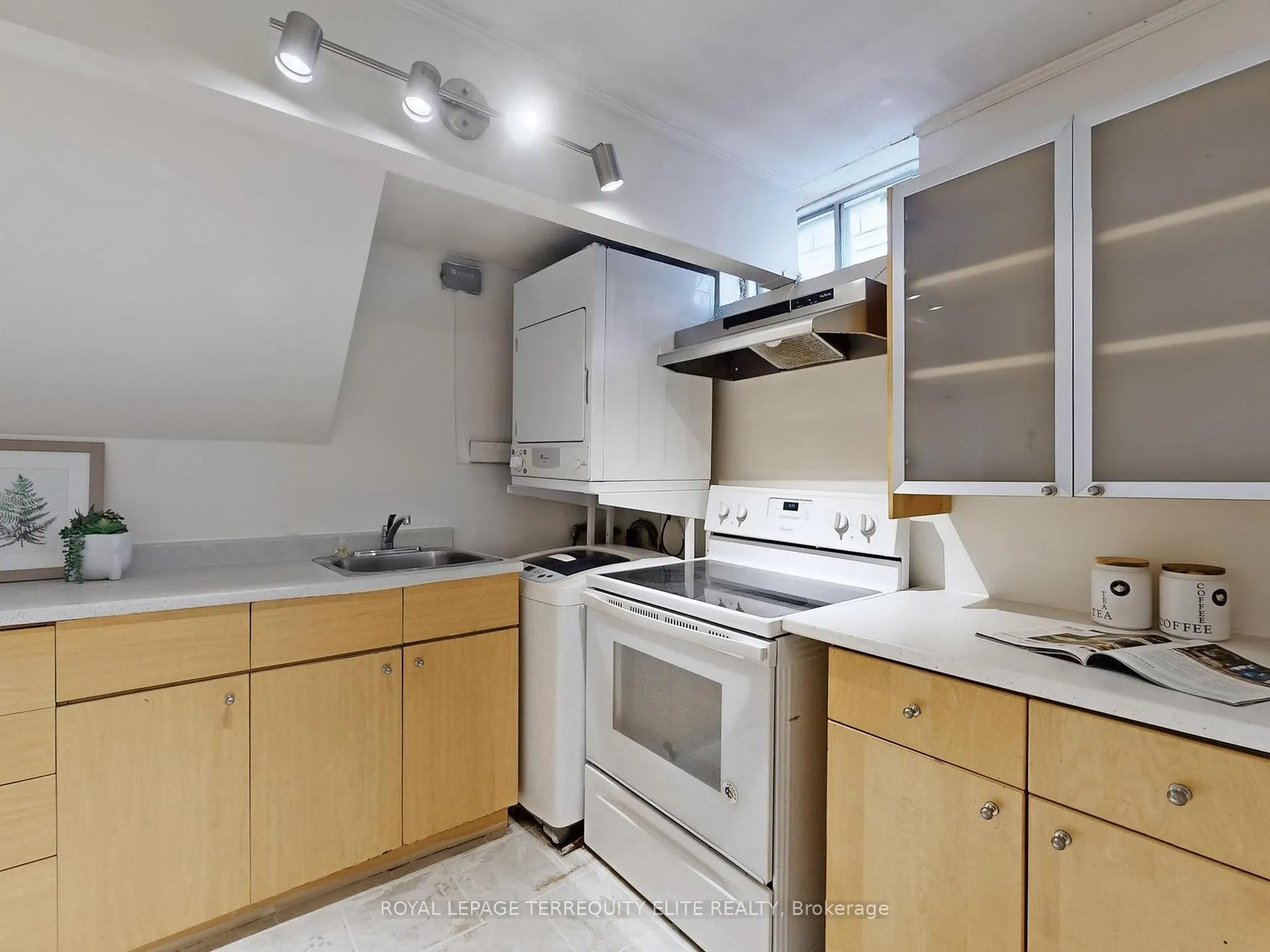 Photo 36 of 68 Ashridge Drive, Scarborough, Agincourt North — HOMEH