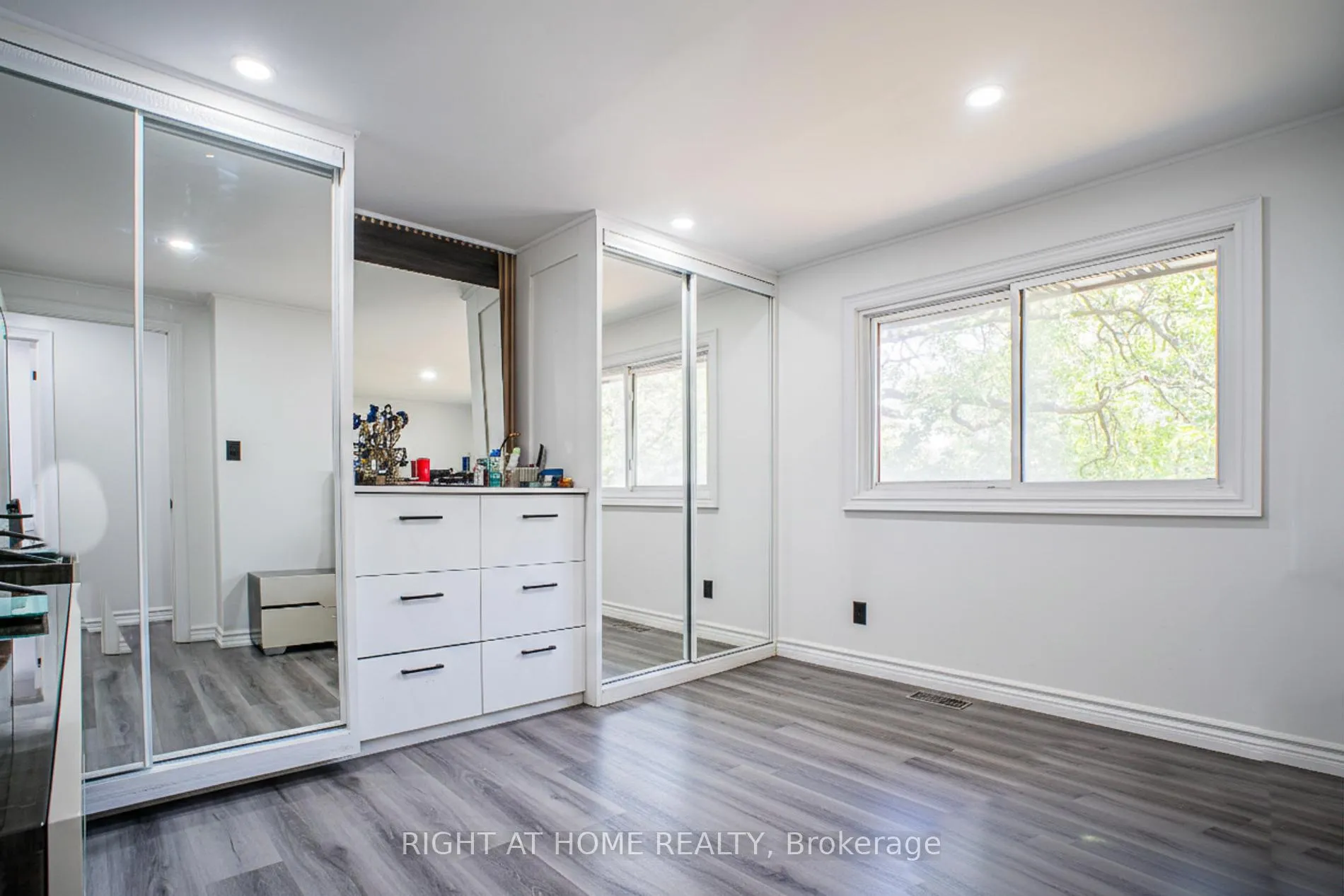 Photo 20 of 77 Elford Crescent, Hamilton, Vincent — HOMEH
