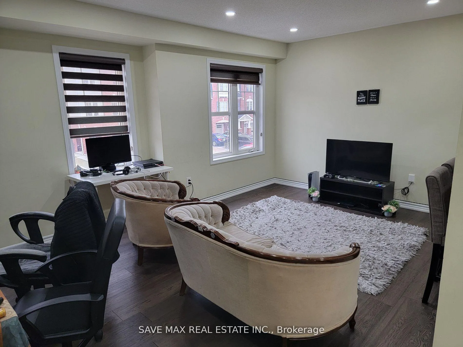 Photo 4 of 12 Stewardship Road, Brampton, Northwest Brampton — HOMEH