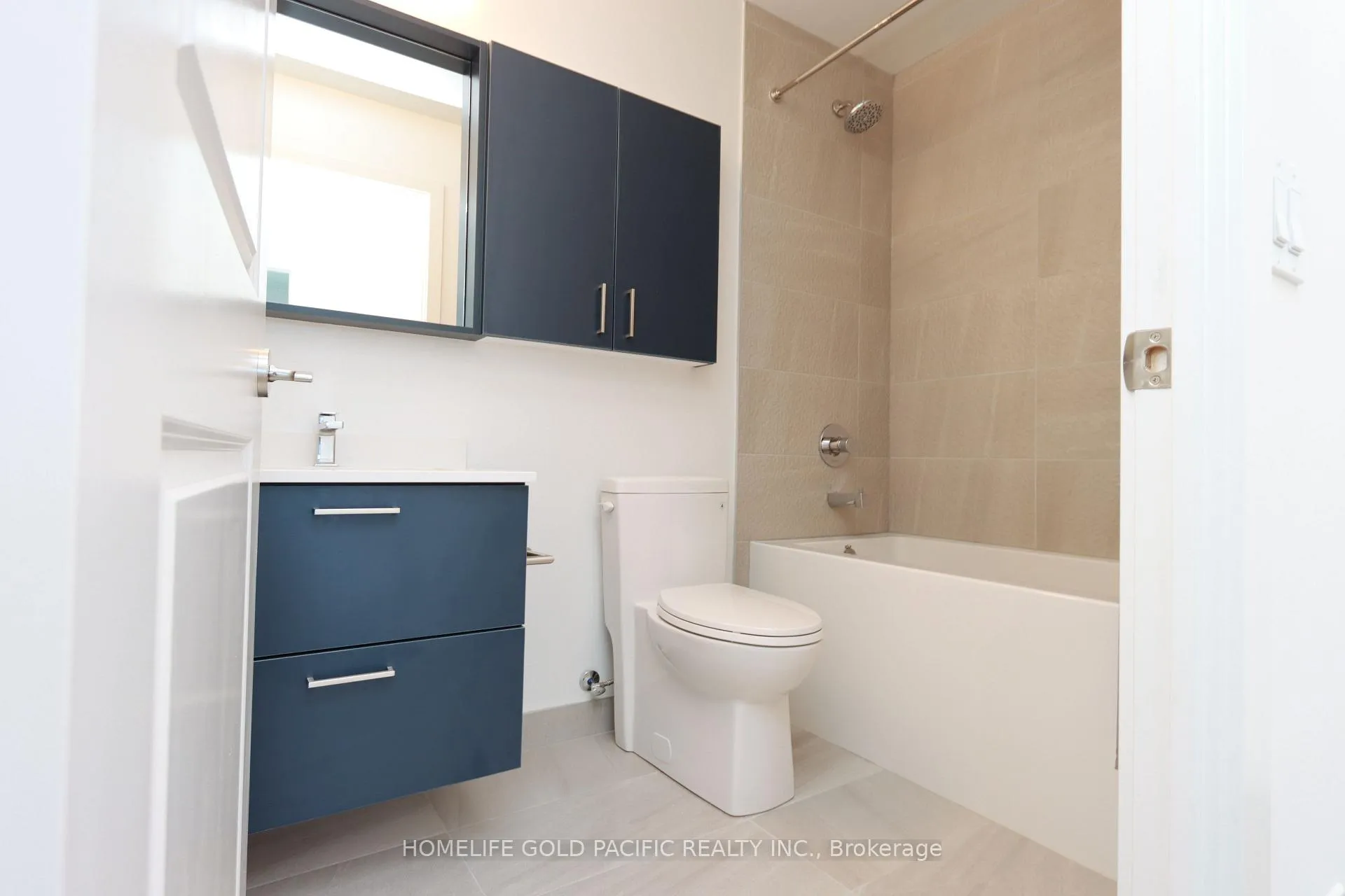 Photo 12 of Unit 1506, 30 Upper Mall Way, Vaughan, Brownridge — HOMEH