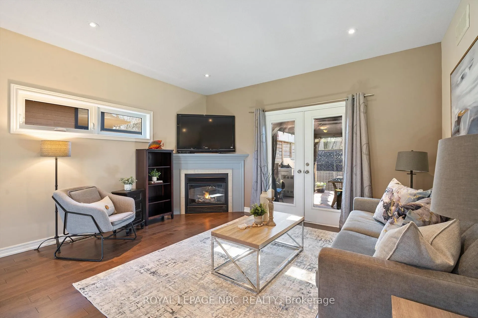 Photo 12 of 4 Rodman Hall Drive, St. Catharines, Western Hill — HOMEH