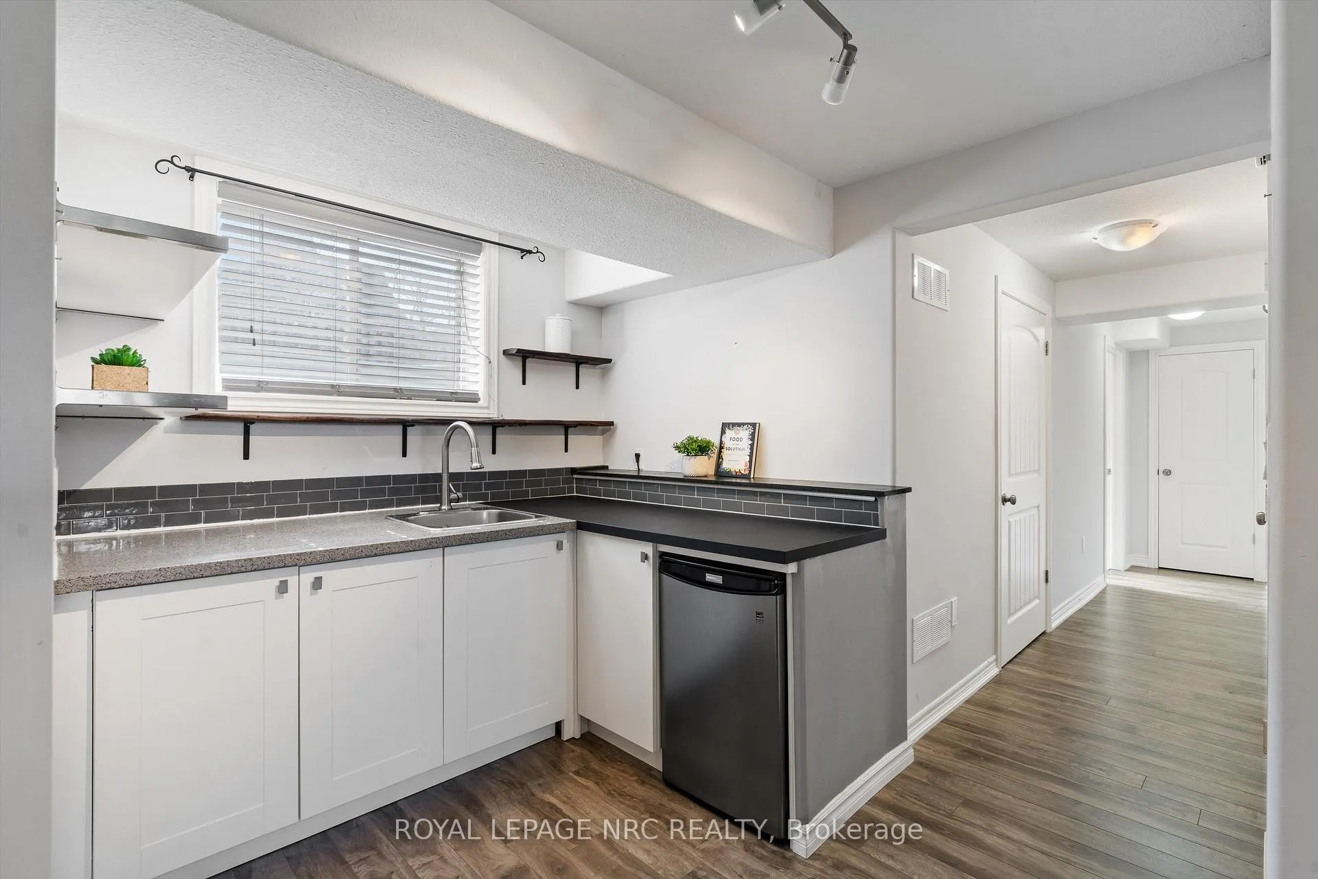 Photo 31 of 4 Rodman Hall Drive, St. Catharines, Western Hill — HOMEH