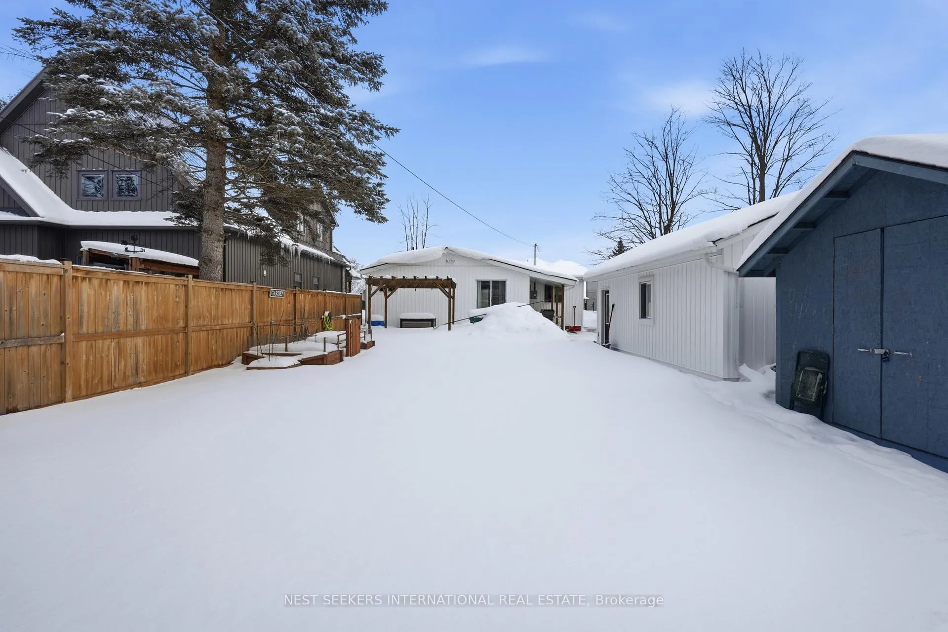 Photo 38 of 920 Barry Avenue, Innisfil, Rural Innisfil — HOMEH