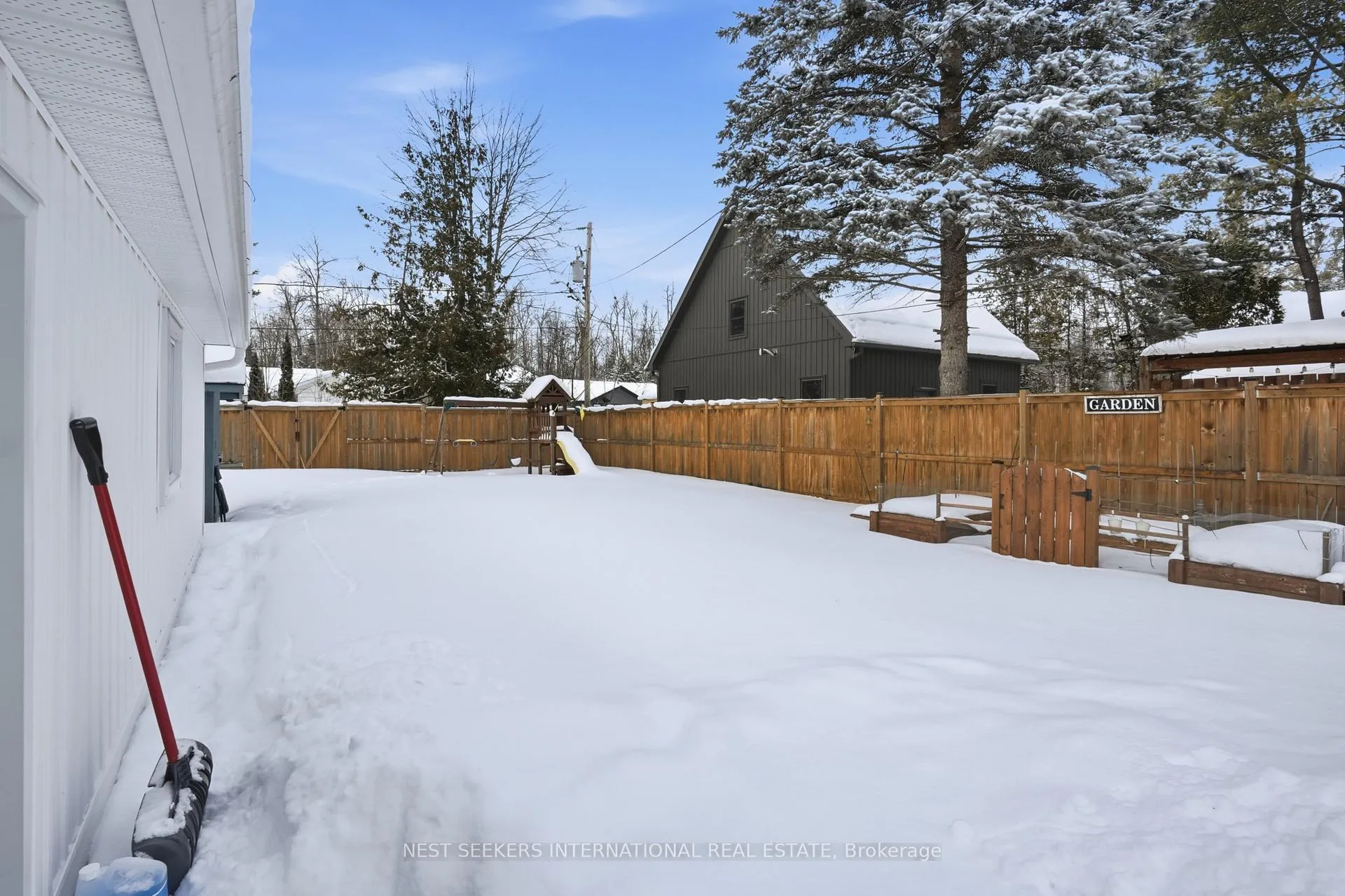 Photo 39 of 920 Barry Avenue, Innisfil, Rural Innisfil — HOMEH