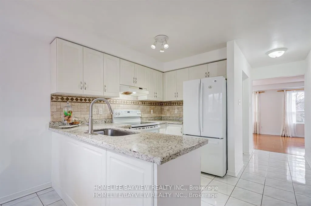 Photo 10 of 15 Bowler Street, Aurora, Bayview Wellington — HOMEH