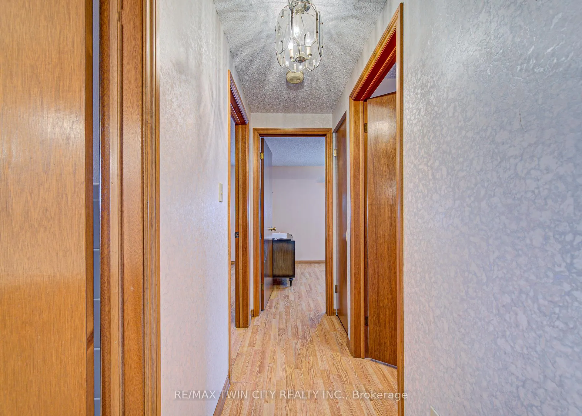 Photo 14 of 43 Quaiser Street, Kitchener — HOMEH