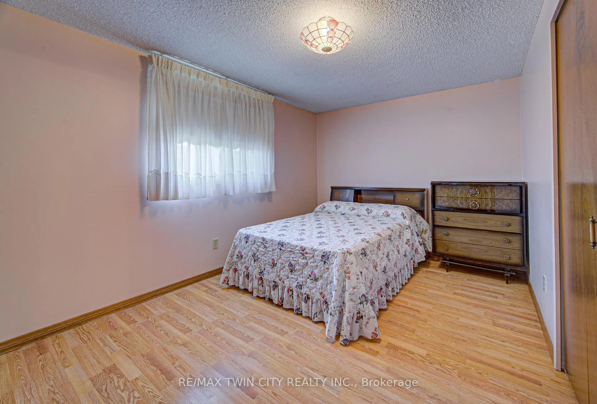 Photo 19 of 43 Quaiser Street, Kitchener — HOMEH