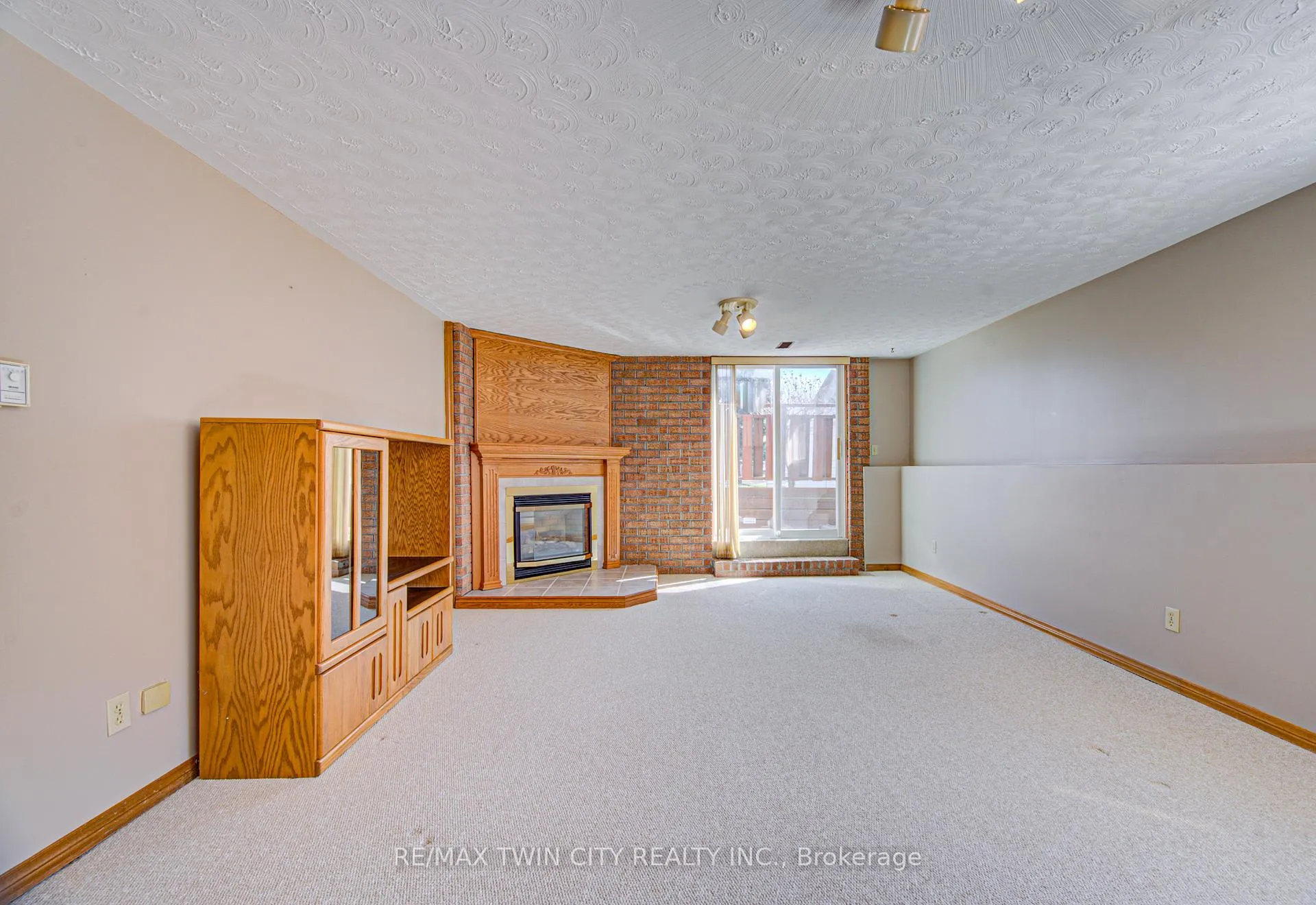 Photo 22 of 43 Quaiser Street, Kitchener — HOMEH