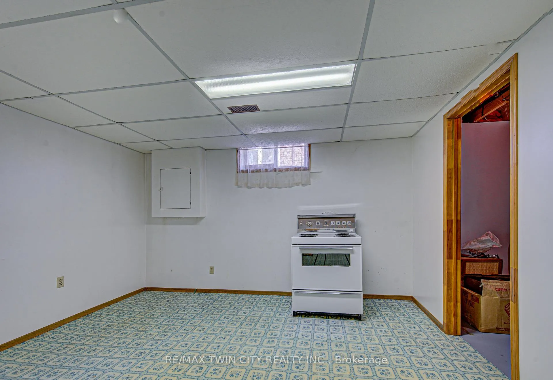 Photo 30 of 43 Quaiser Street, Kitchener — HOMEH