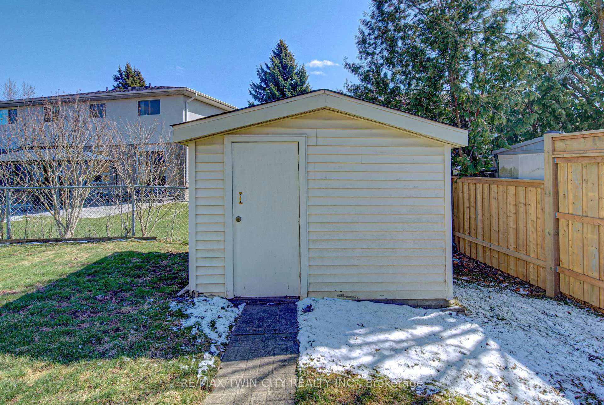 Photo 36 of 43 Quaiser Street, Kitchener — HOMEH