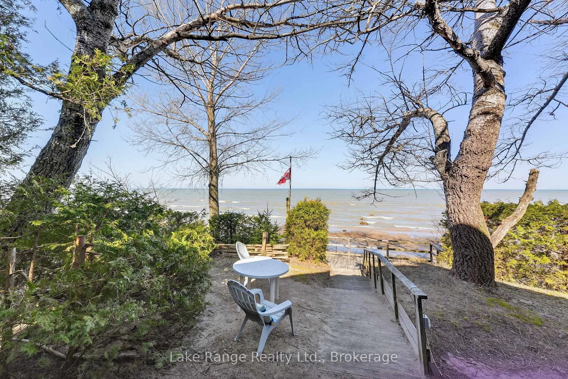 Photo 4 of 124 Bruce Beach Road, Huron-Kinloss — HOMEH