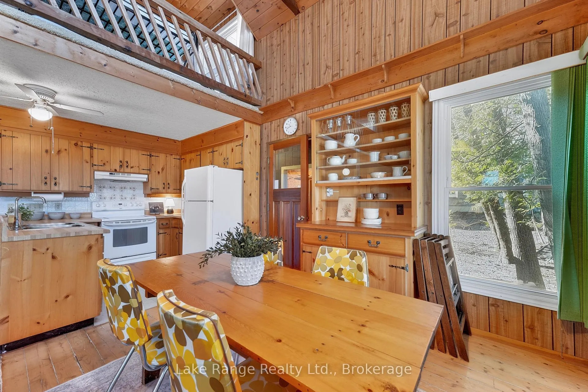 Photo 24 of 124 Bruce Beach Road, Huron-Kinloss — HOMEH