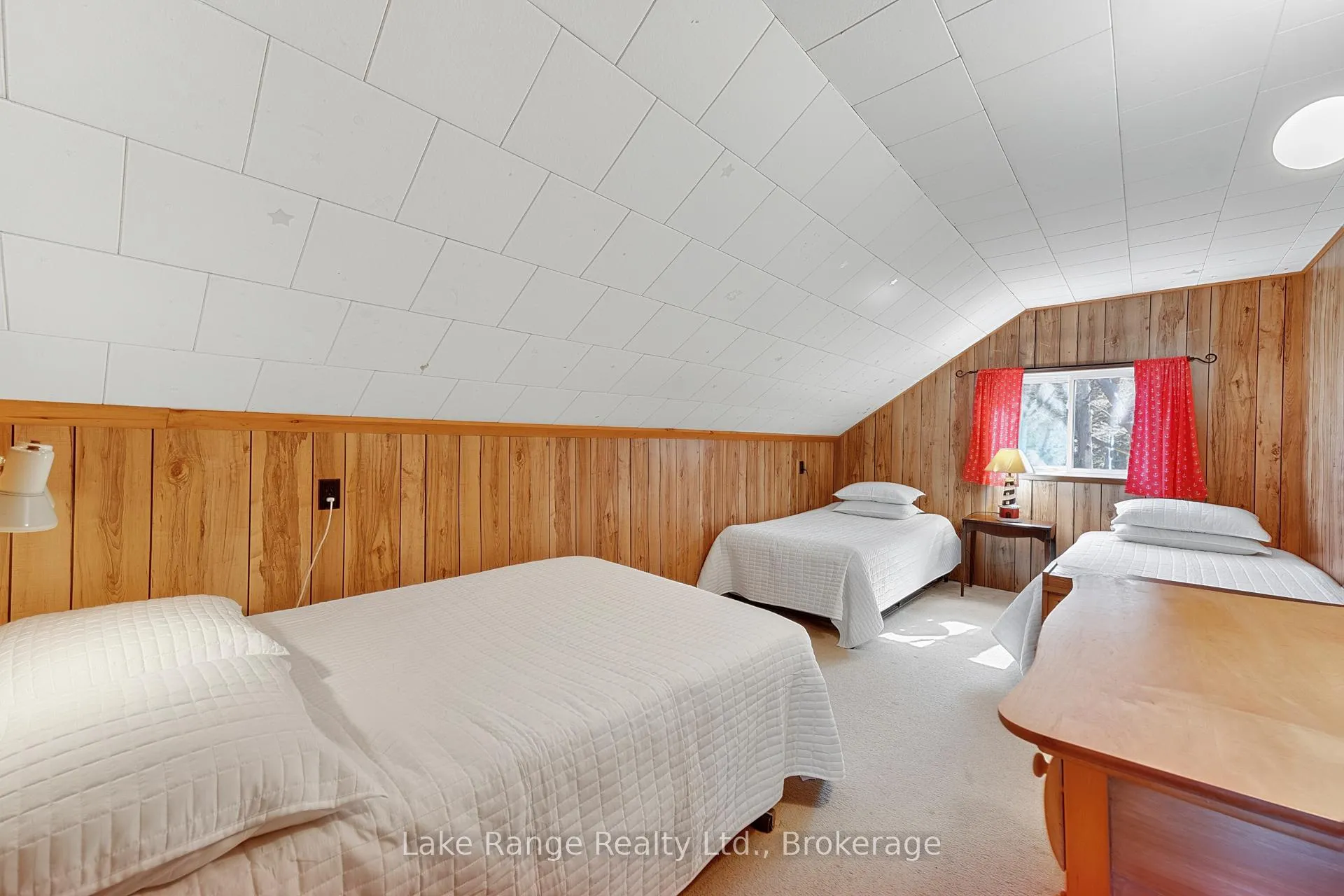 Photo 40 of 124 Bruce Beach Road, Huron-Kinloss — HOMEH