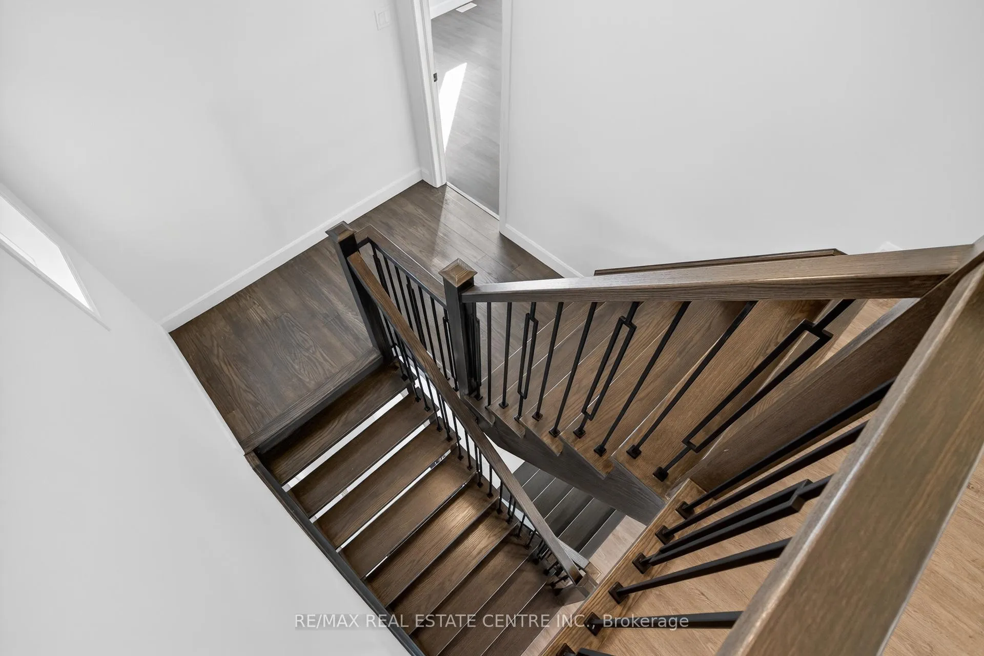 Photo 15 of 47 Bensley Lane, Hamilton, Mountview — HOMEH