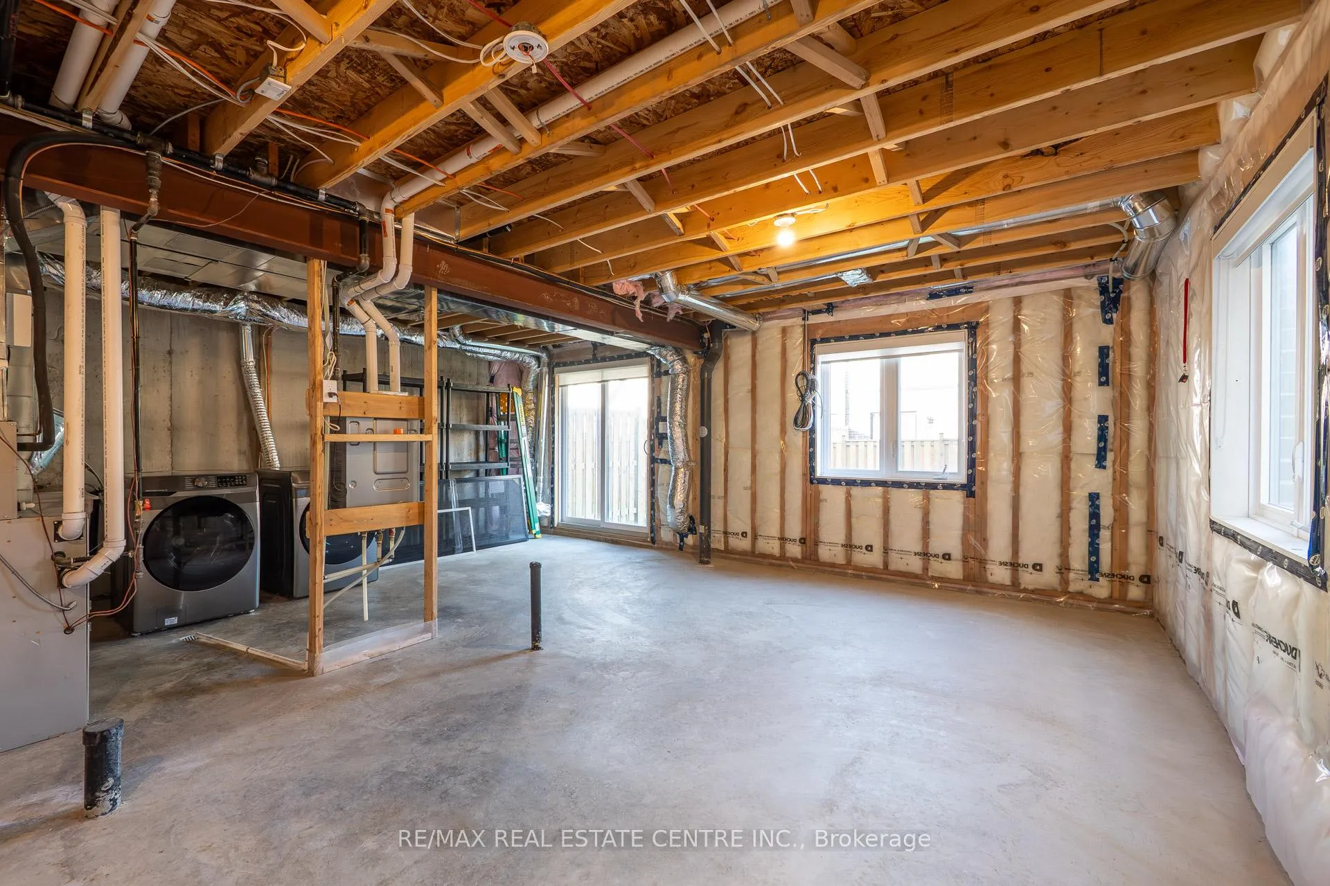 Photo 23 of 47 Bensley Lane, Hamilton, Mountview — HOMEH