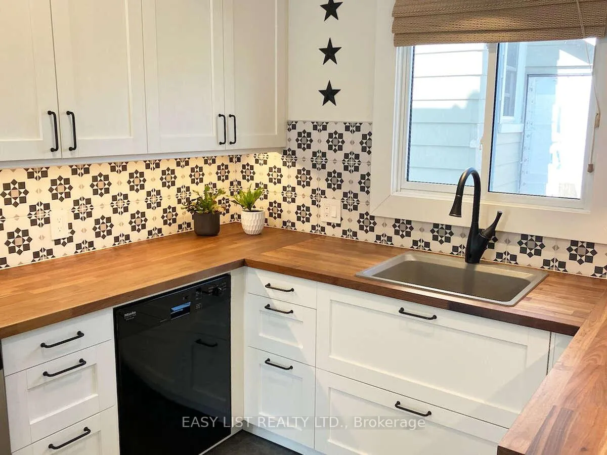 Photo 6 of 433 Davis Street, Port Colborne, Killaly East — HOMEH