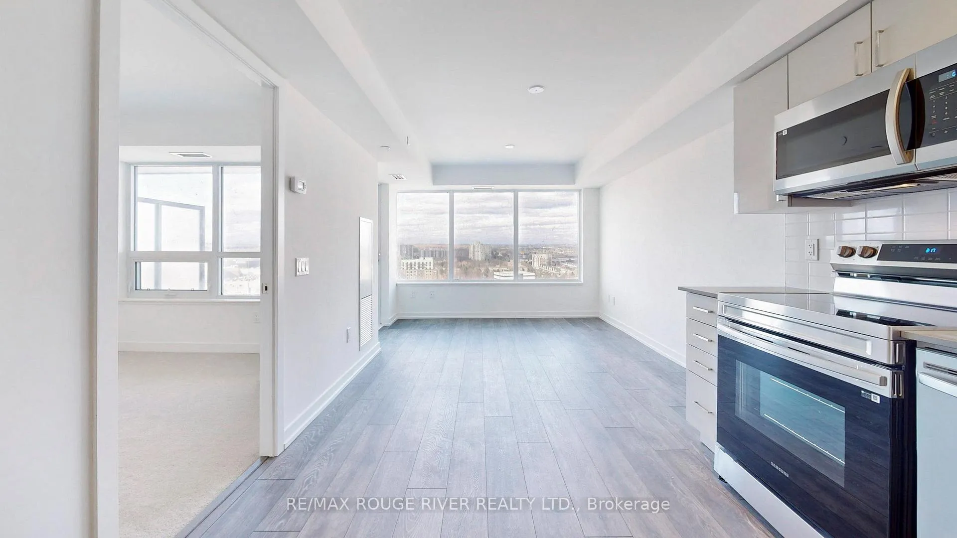 Photo 3 of Unit 1609, 1455 Celebration Drive, Pickering, Bay Ridges — HOMEH