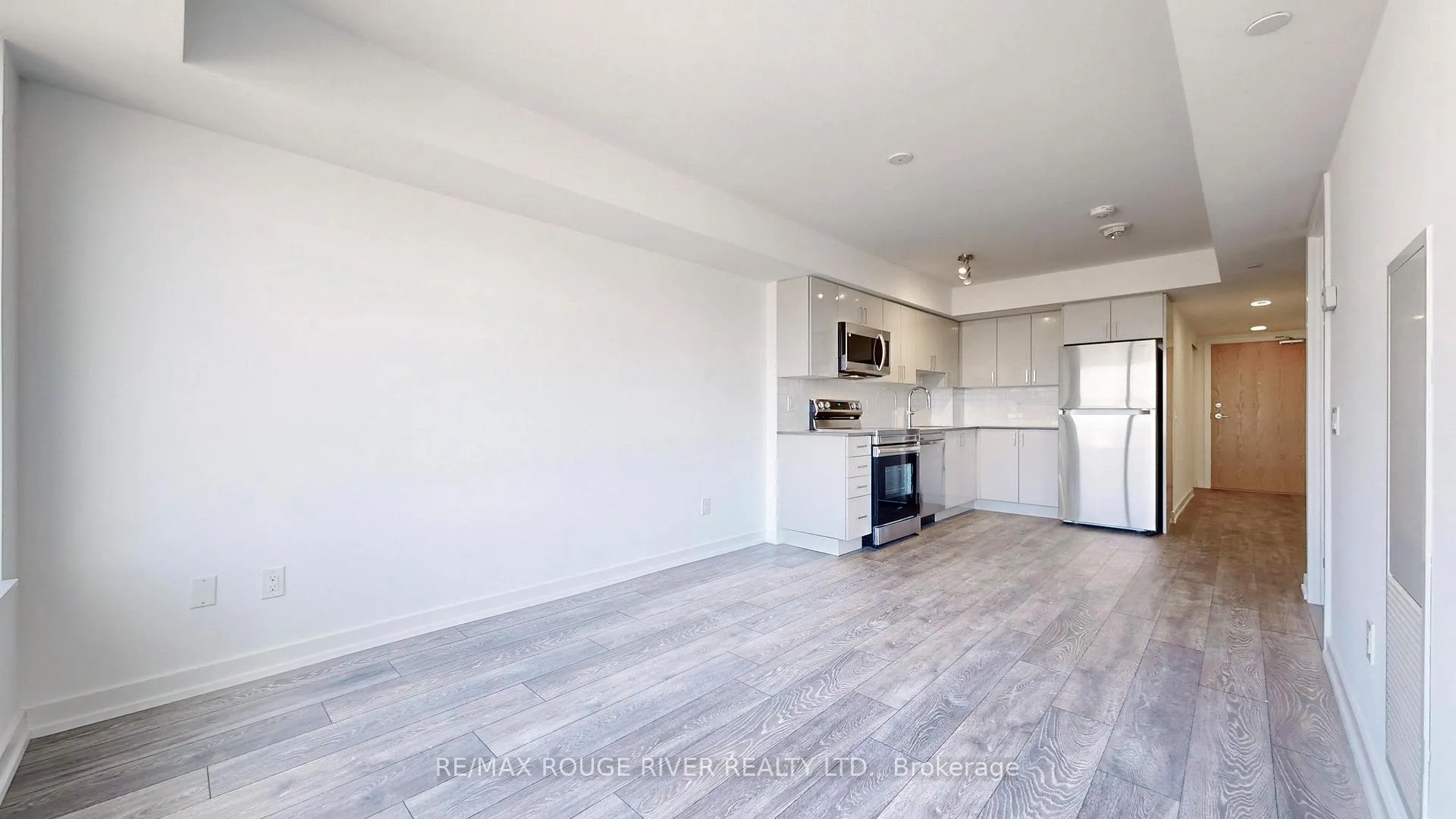 Photo 6 of Unit 1609, 1455 Celebration Drive, Pickering, Bay Ridges — HOMEH