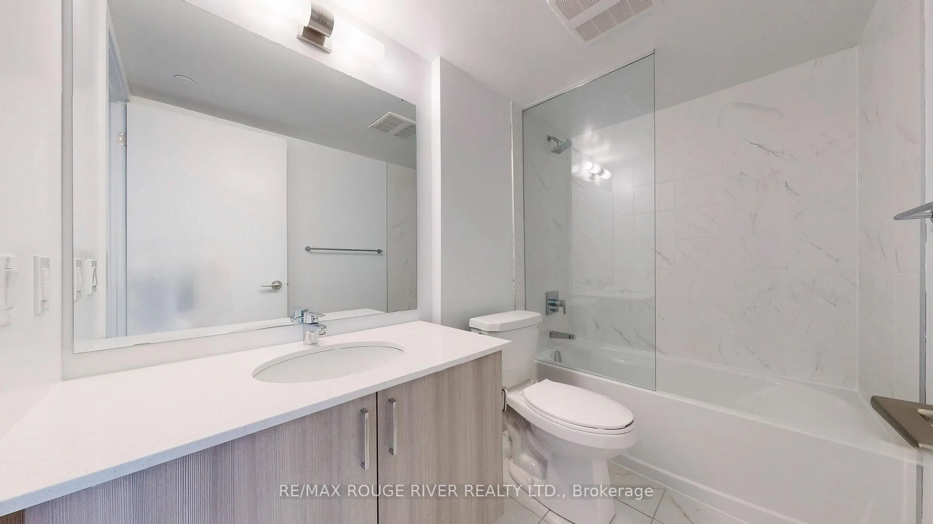 Photo 16 of Unit 1609, 1455 Celebration Drive, Pickering, Bay Ridges — HOMEH