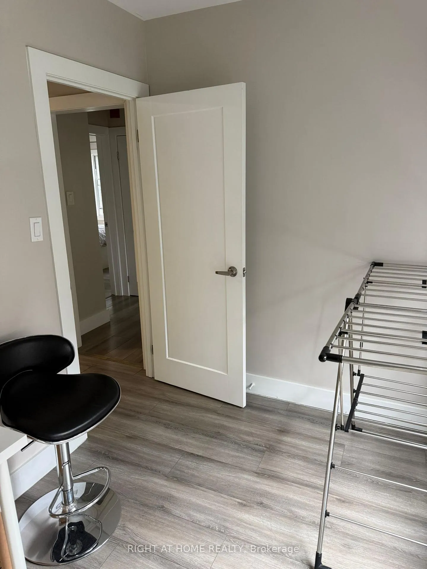 Photo 9 of Unit 1, 165 Berry Road, Etobicoke, Stonegate-Queensway — HOMEH