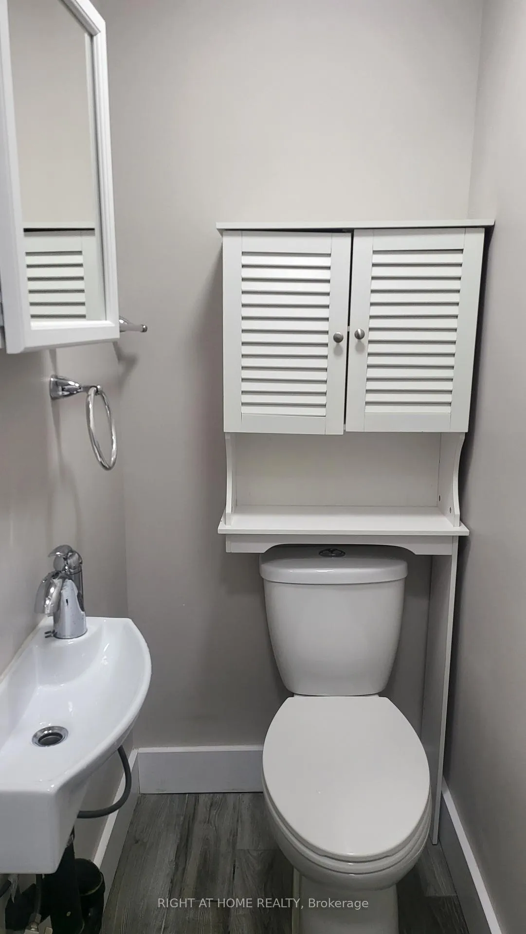 Photo 11 of Unit 1, 165 Berry Road, Etobicoke, Stonegate-Queensway — HOMEH