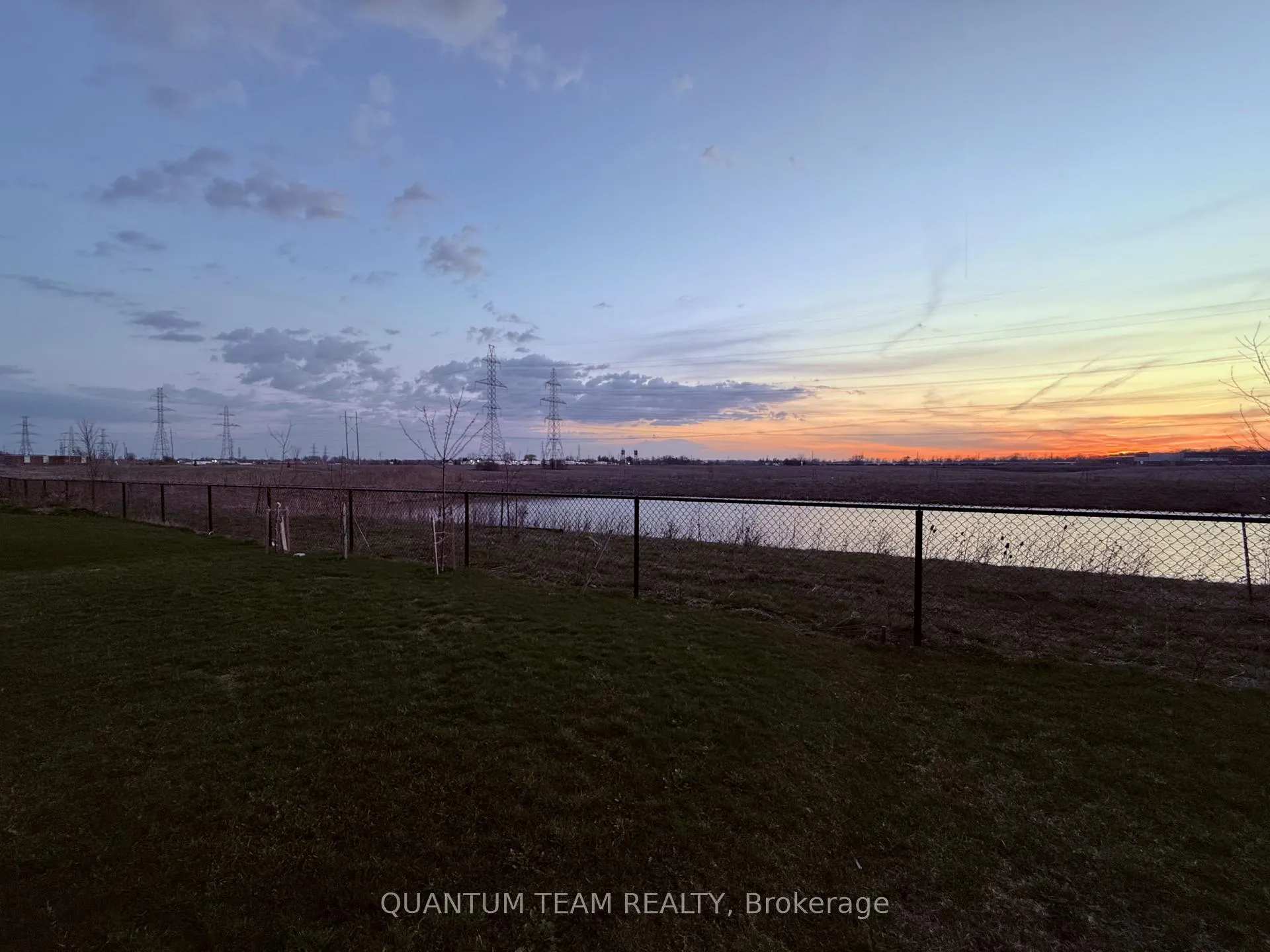 Photo 16 of 225 Vanilla Trail, Thorold, Rolling Meadows — HOMEH