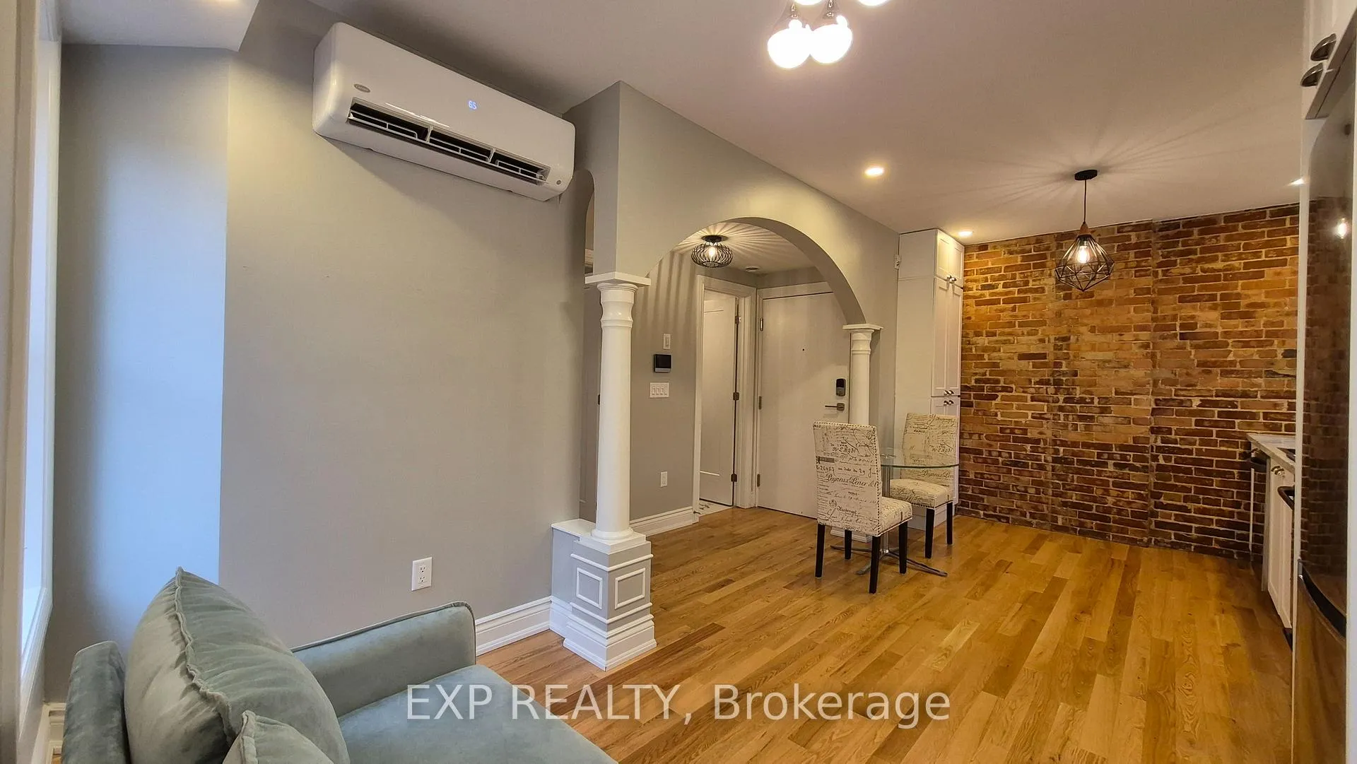 Photo 5 of Unit 204, 157 James Street, Ottawa, Ottawa Centre — HOMEH