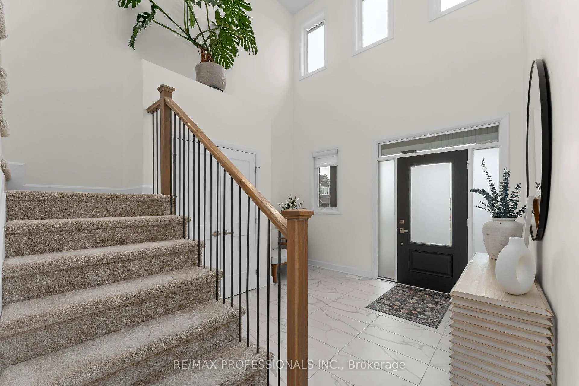 Photo 4 of 1395 Monarch Drive, Kingston, City Northwest — HOMEH