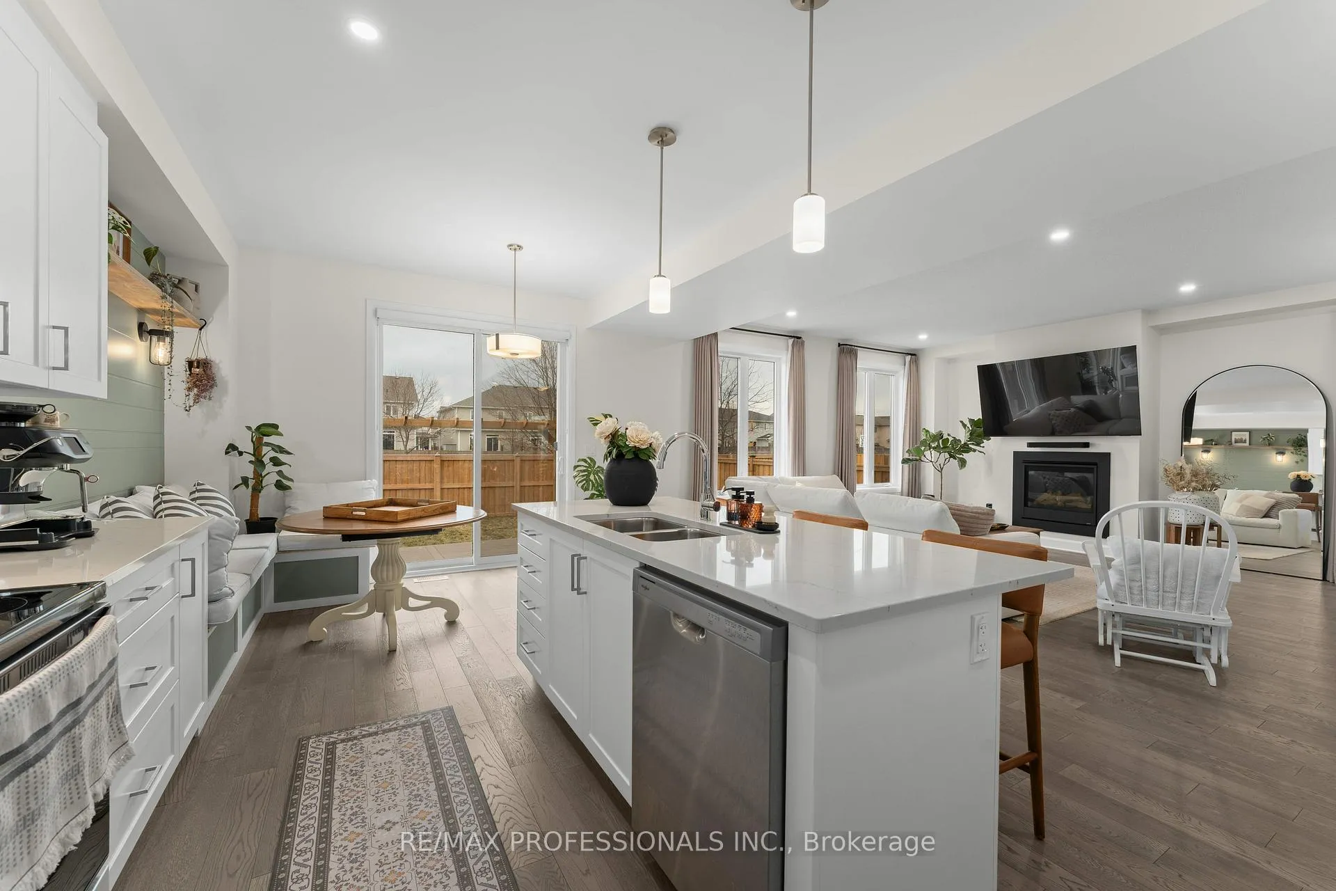 Photo 13 of 1395 Monarch Drive, Kingston, City Northwest — HOMEH