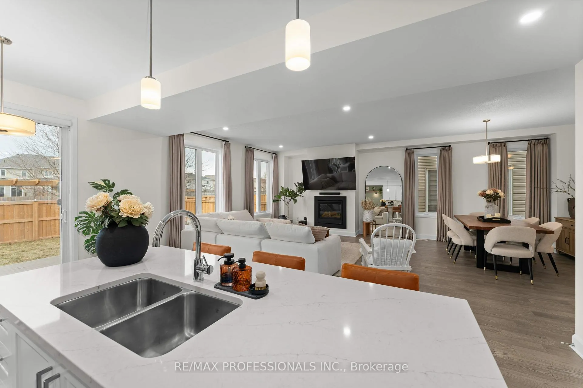 Photo 14 of 1395 Monarch Drive, Kingston, City Northwest — HOMEH