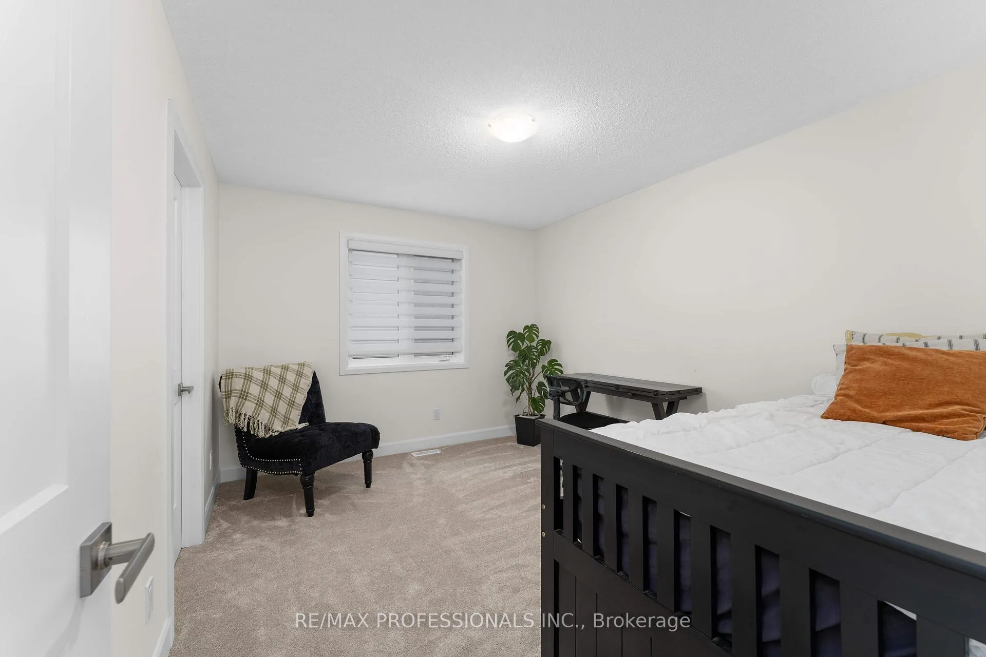 Photo 32 of 1395 Monarch Drive, Kingston, City Northwest — HOMEH