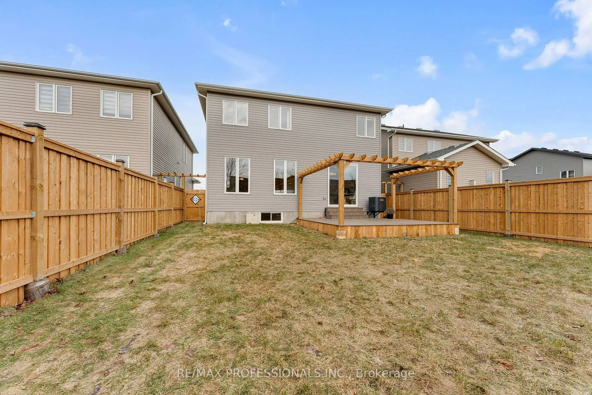 Photo 41 of 1395 Monarch Drive, Kingston, City Northwest — HOMEH