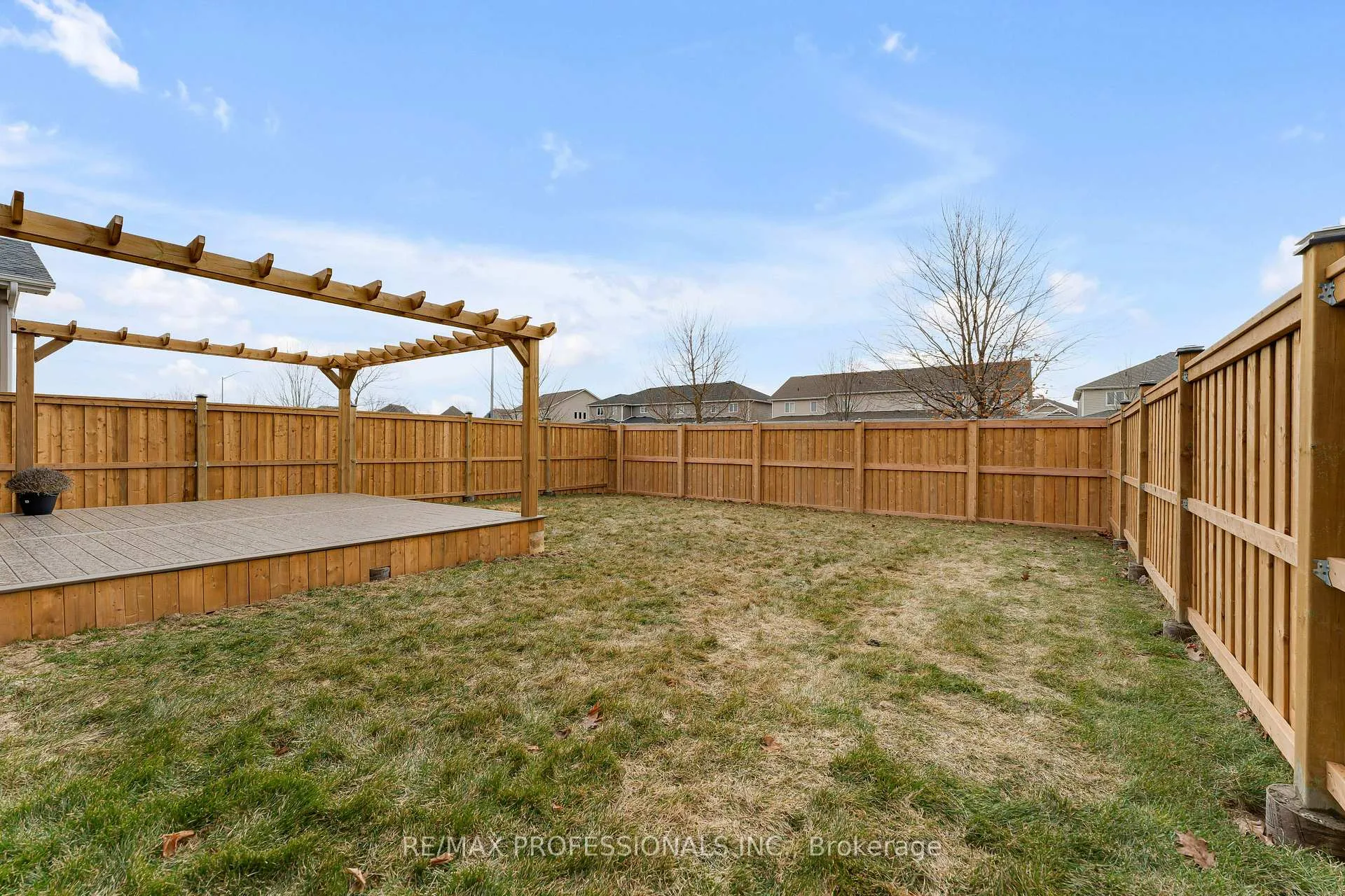 Photo 47 of 1395 Monarch Drive, Kingston, City Northwest — HOMEH