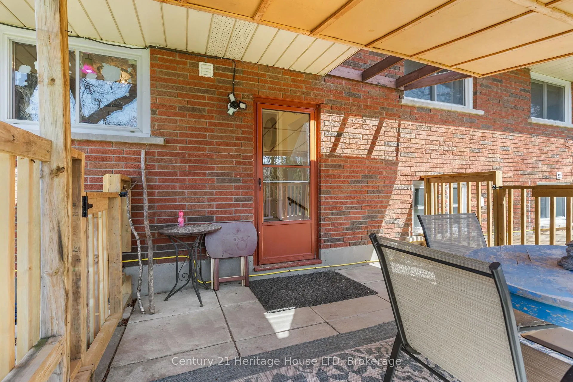 Photo 28 of 8 Saturn Court, St. Catharines, Bunting/Linwell — HOMEH